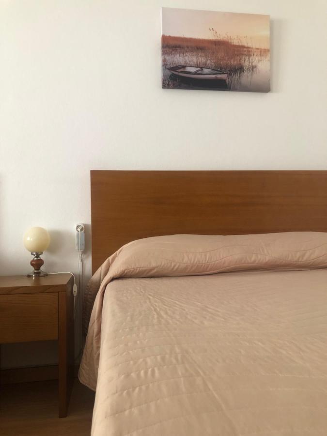 Готель Pensao Vista Bela Міранда-ду-Дору Екстер'єр фото